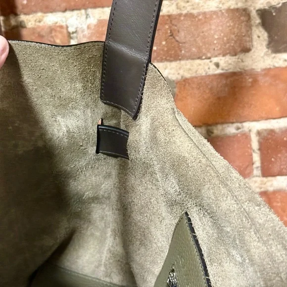 Loewe Puzzle Messenger Bag– Pebbled Calfskin | Made in Spain | Dust Bag Included - Picture 10 of 16